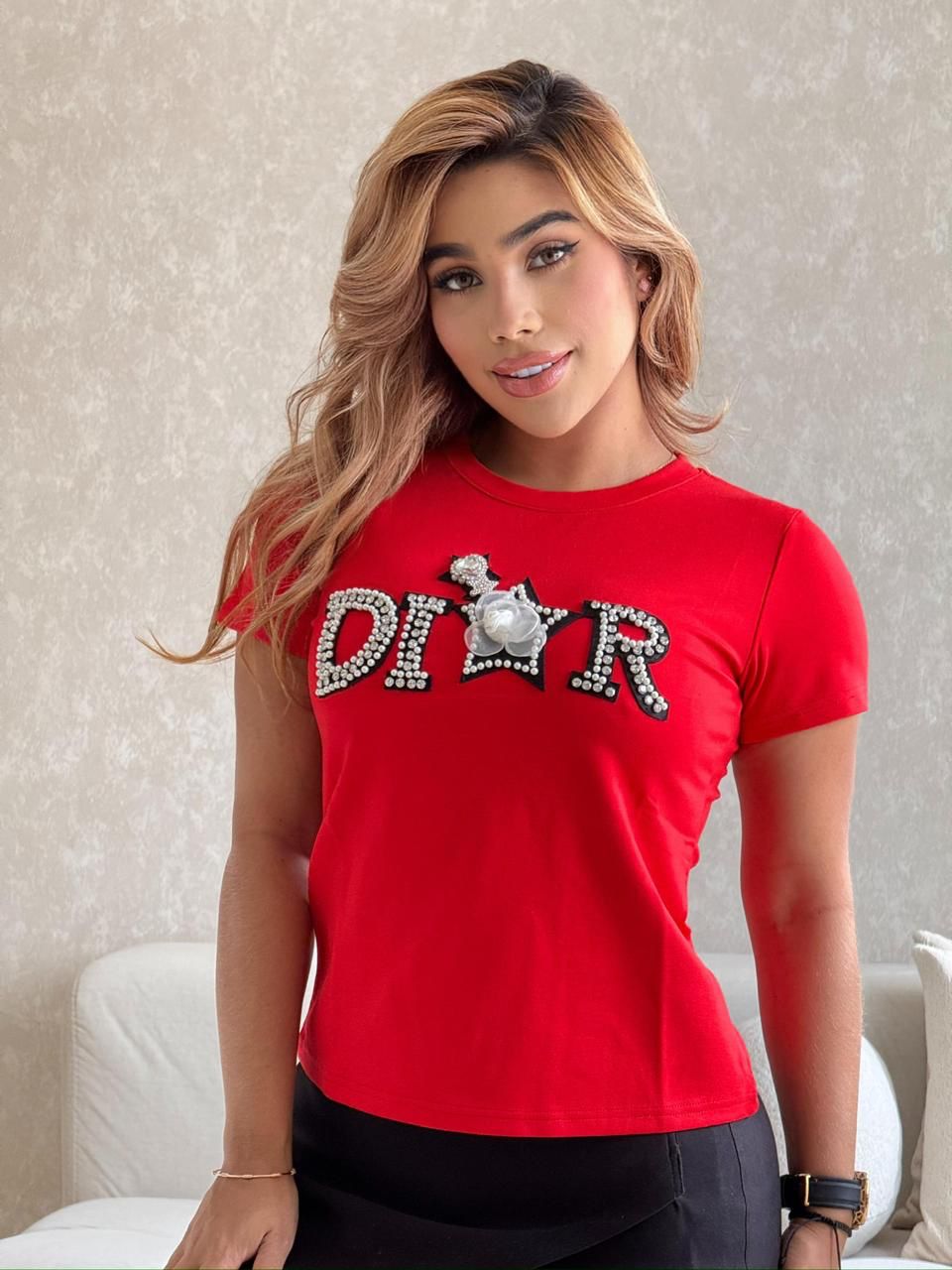 Camiseta bordada DR